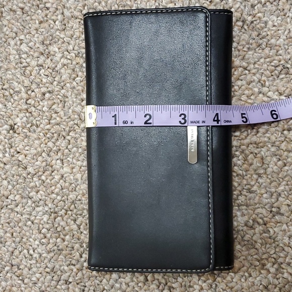 Nine West Large Black Wallet - Picture 7 of 7